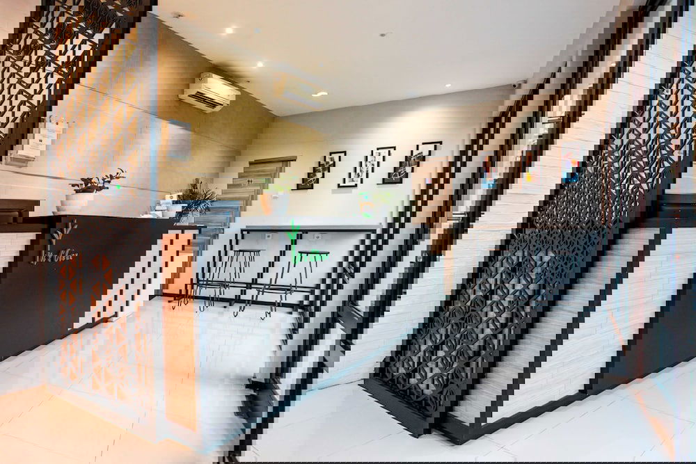 Hotel Legreen Suite Supomo