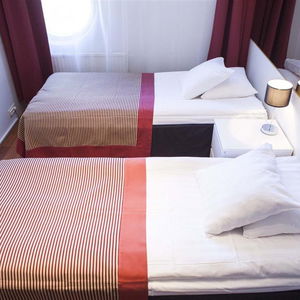 Hotel Pilot Airport Hotel cazare Vantaa