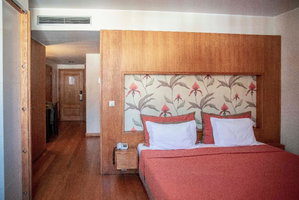 Hotel Apartamentos Turisticos Atlantida cazare Funchal