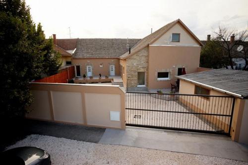 Hotel Borka Apartman