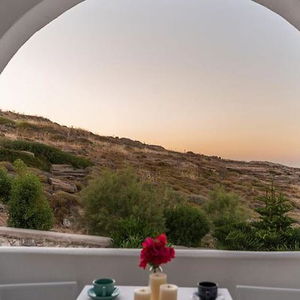Hotel Adonis Hotel And Apartments cazare Paros