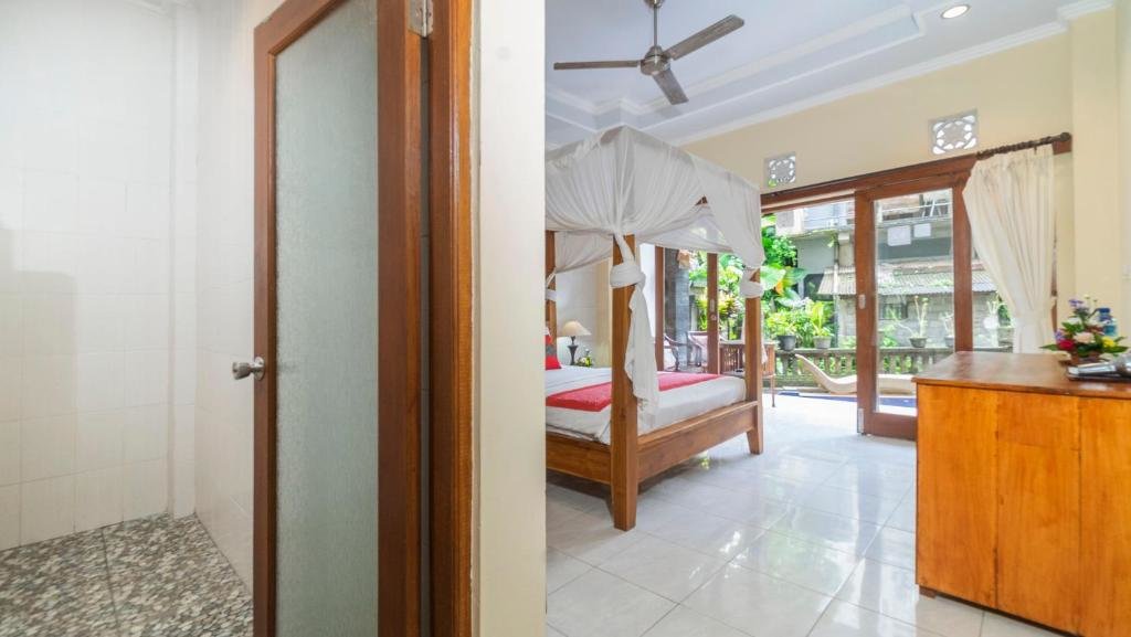 Hotel Raka House Accommodation