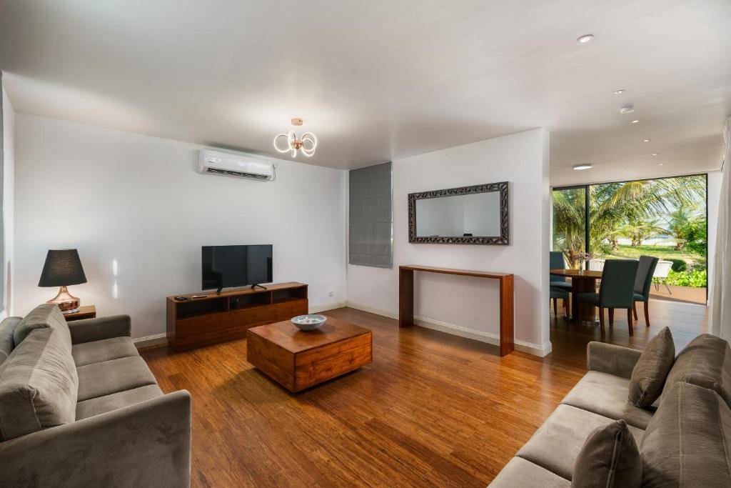Aprota Villas