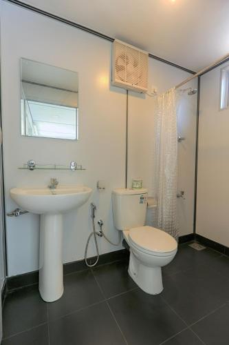 Hotel Arugambay Podbay