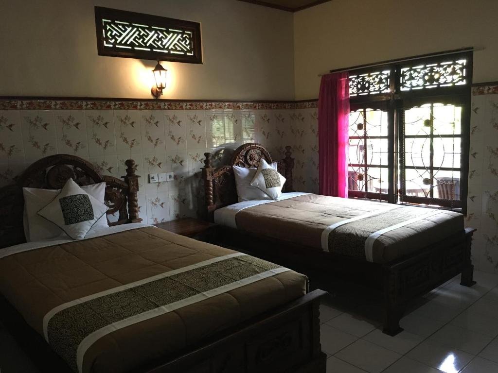 Hotel Eka'S Homestay