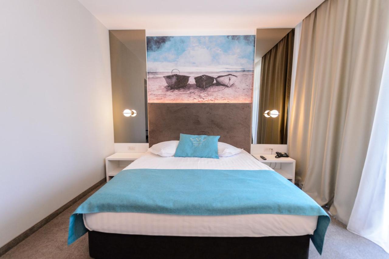 Hotel Mirage Medspa