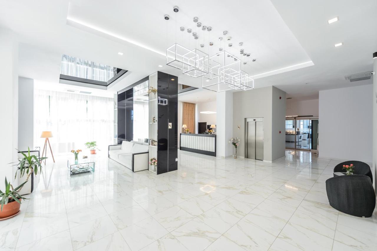 Hotel Mirage Medspa