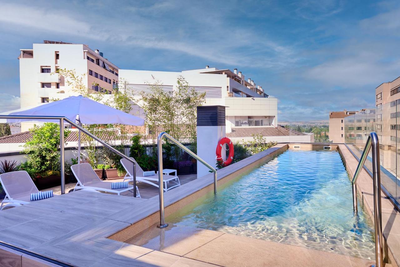 Hotel Apartamentos Luna Suites Granada