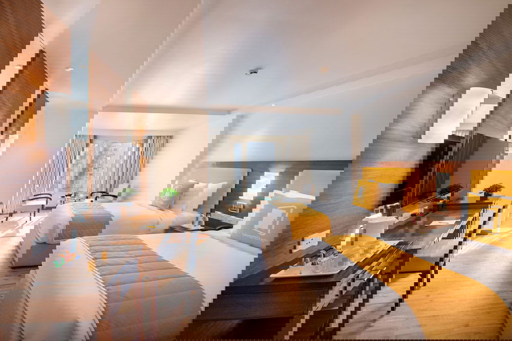 Hotel Bloomsuites Ahmedabad