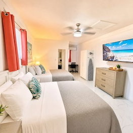 Hotel The Sunset Stay Bnb cazare Nassau