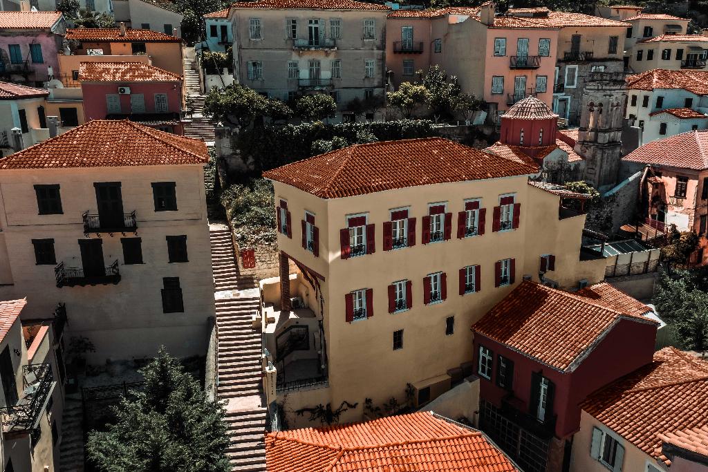 Ilion Hotel & Suites