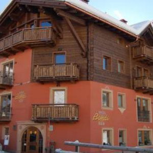 Hotel Hotel B&B Bondi cazare Livigno