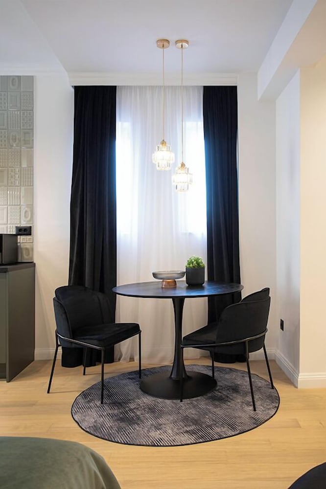Hotel Candy Ballerina I-Iv Zagreb Center Lux
