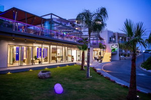 Hotel Sunset Boutique Hotel & Spa cazare Bali Beach