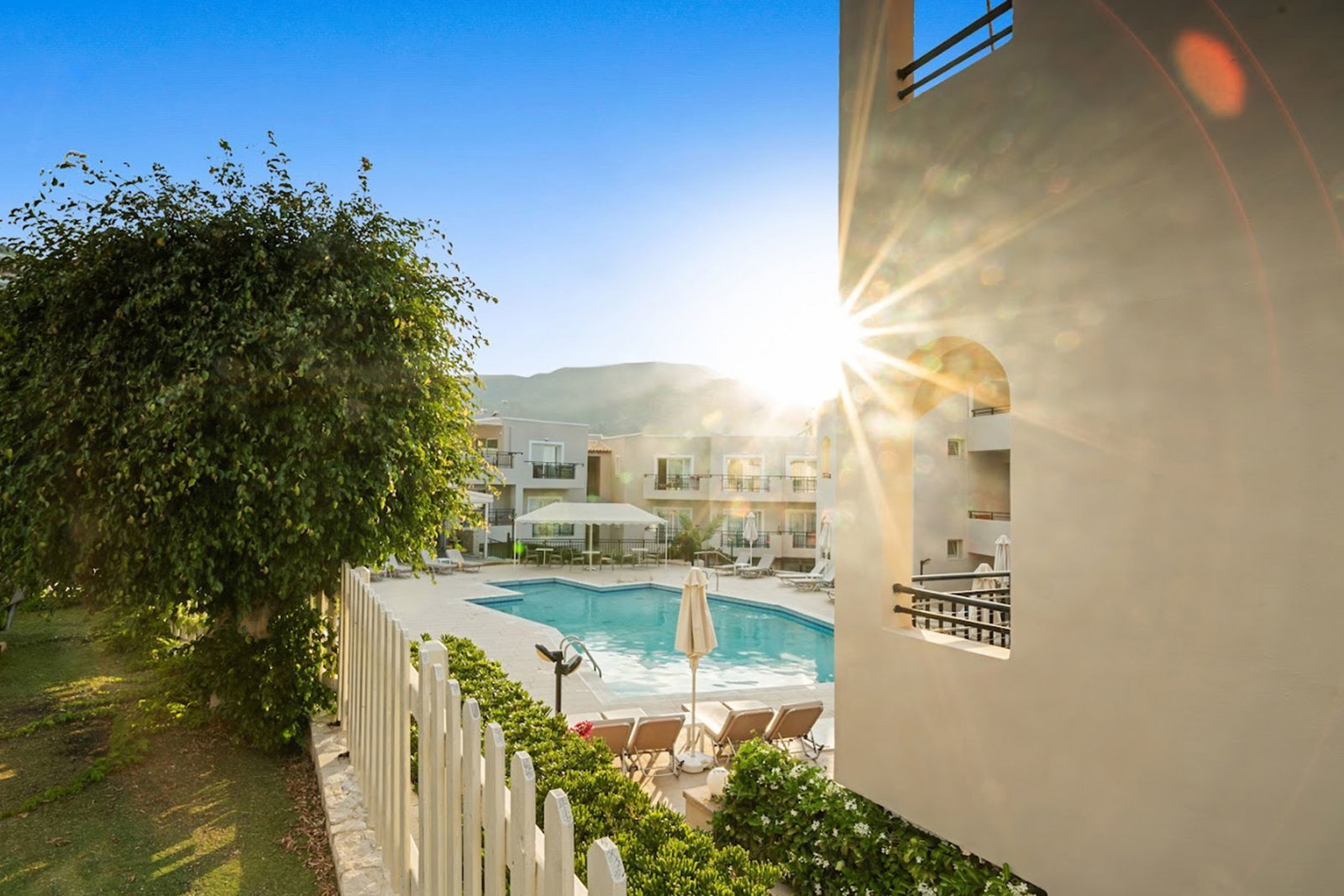 dal travel Rainbow Apartments