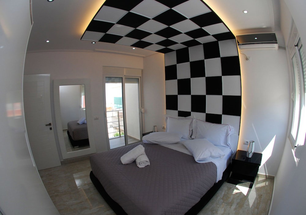 Oceanic Luxury Apartments