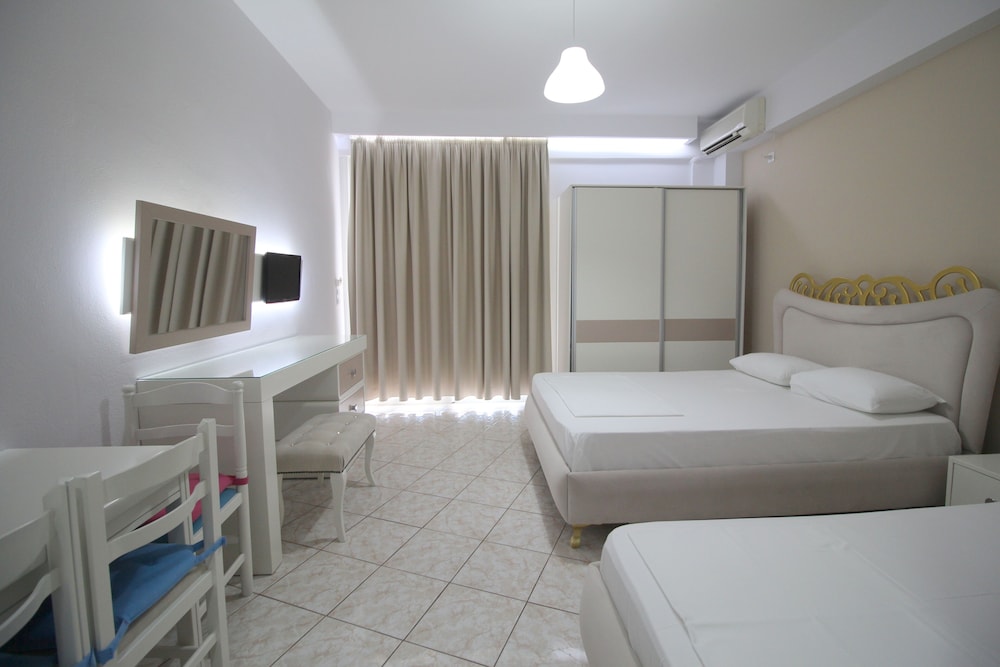 Murati Suites