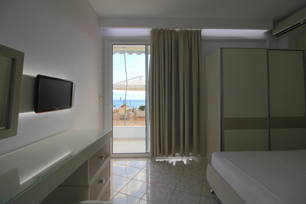 Murati Suites