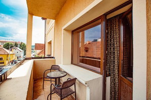 Hotel 4 Cardinals cazare Brasov
