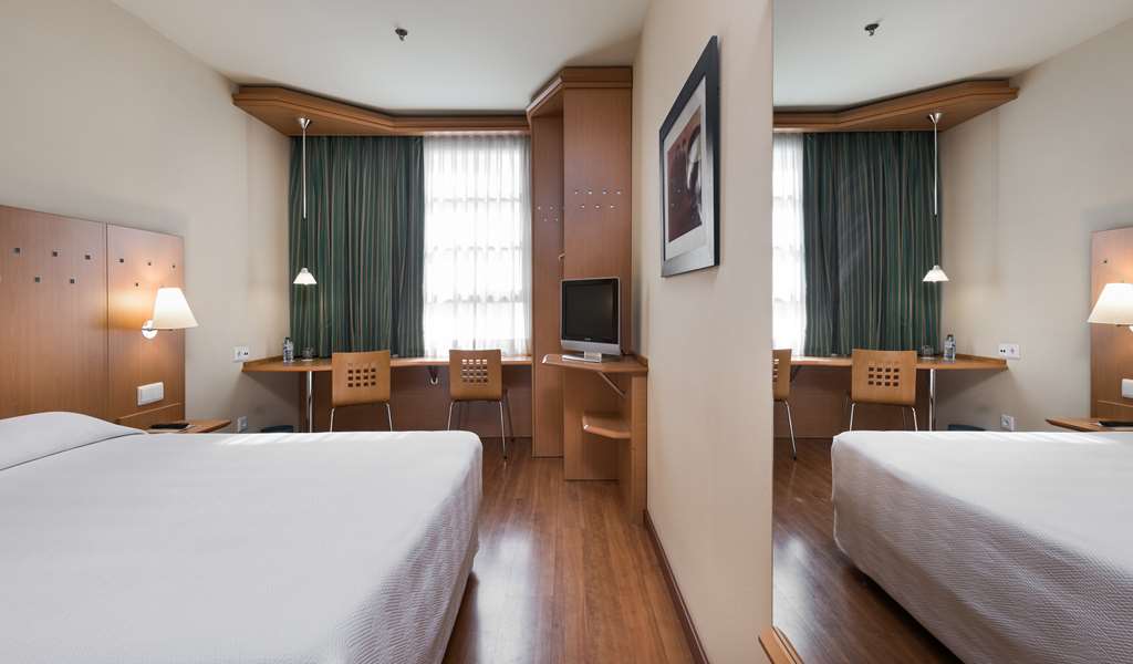 Nh Valencia Las Ciencias Hotel