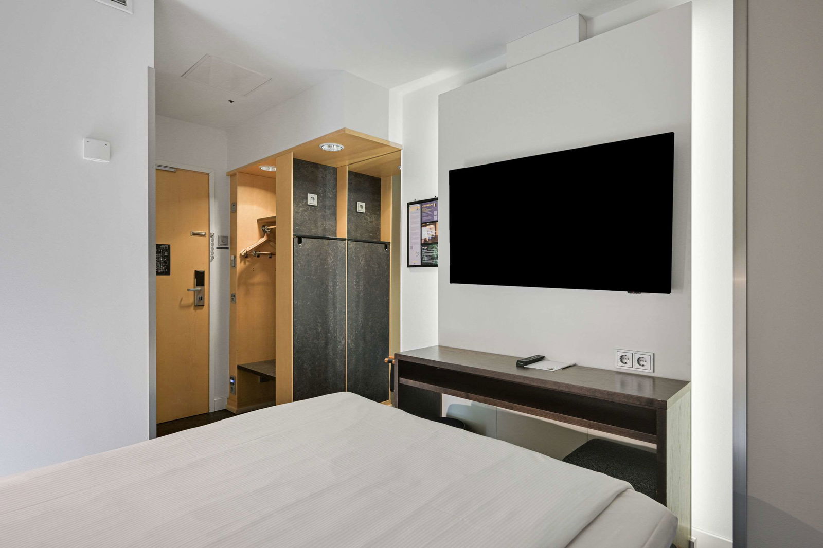 Hotel Comfort Hotel Xpress Helsinki Airport Terminal