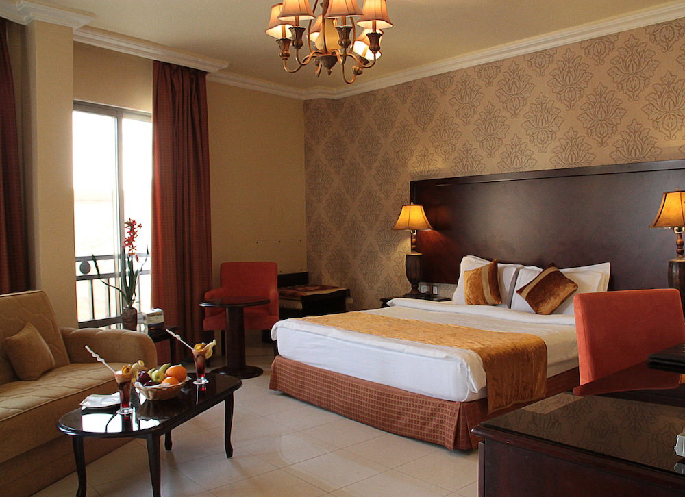 Captain`s Tourist Hotel