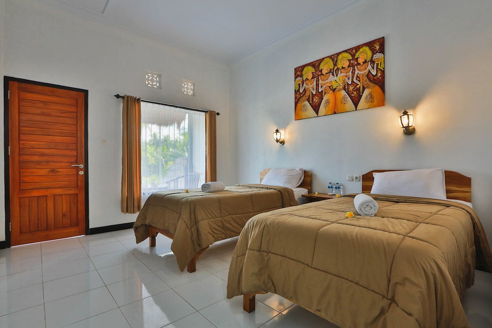 Hotel Mamaras Guest House