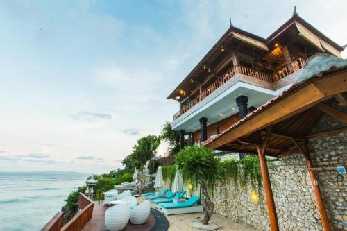 Hotel Ogix Cliff Paradise