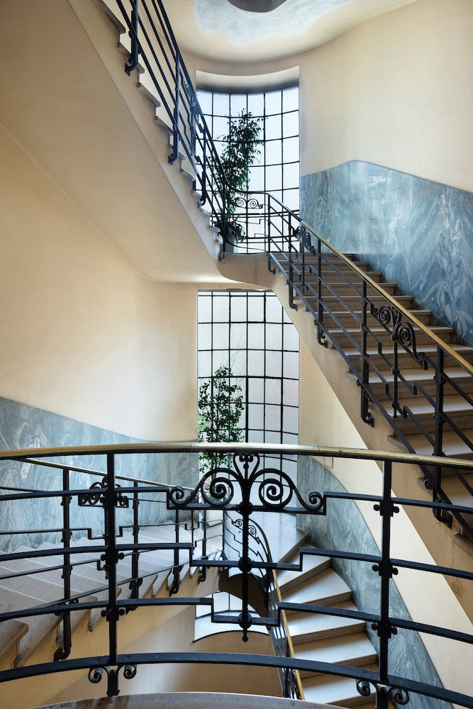 Dynasty Suites