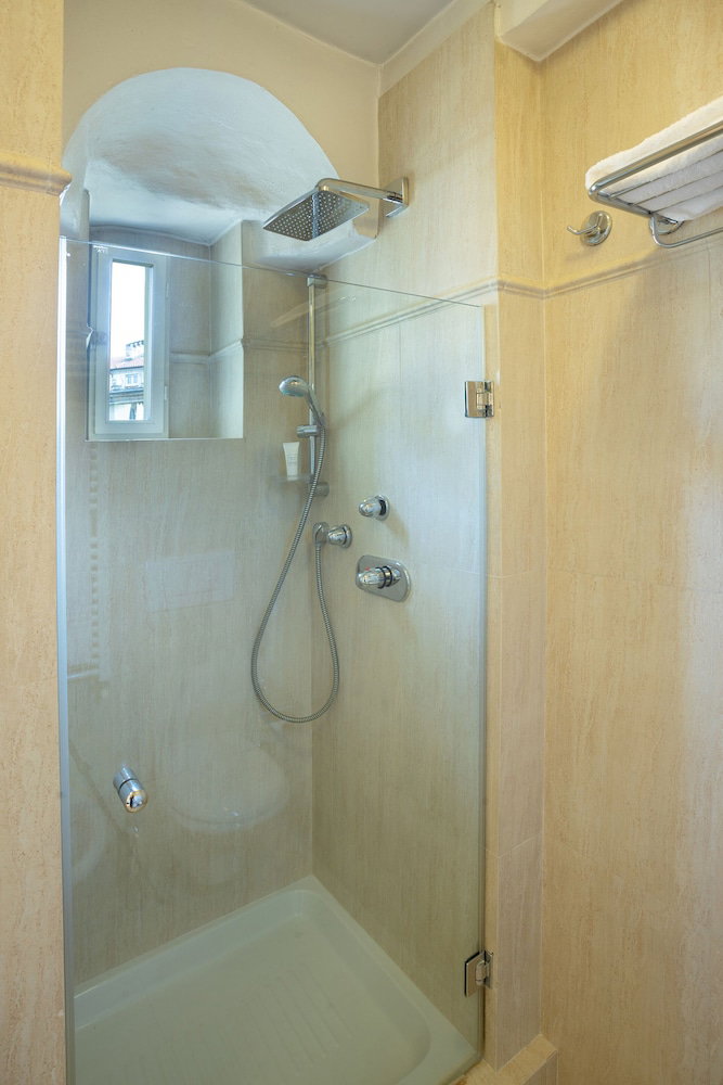 Dynasty Suites