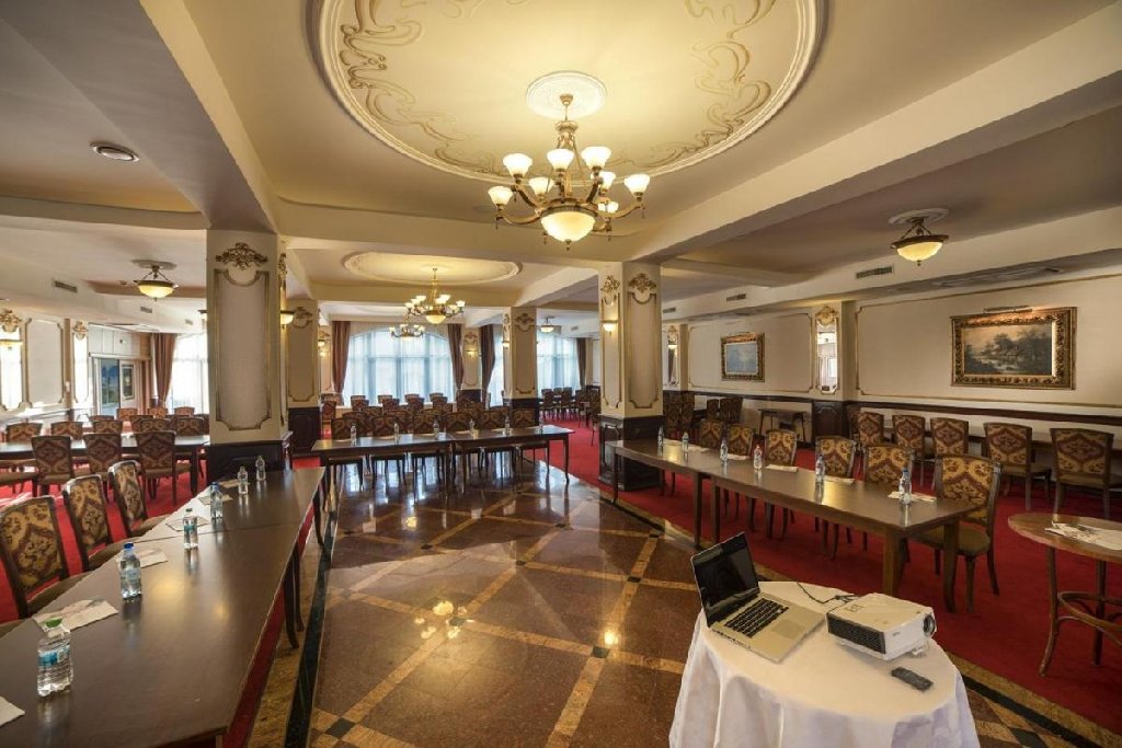 Elite Resort Hotel (Oradea)