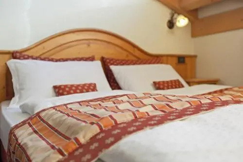 Hotel Ristorante Camana Veglia