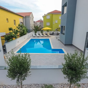 Hotel Pool Apartments Privilege cazare Novalja