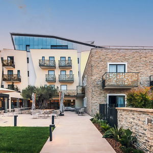 Hotel Hôtel Îlot Du Golf cazare Mandelieu-la-Napoule