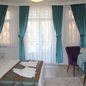 Sejur Masal Otel vacanta Adalar