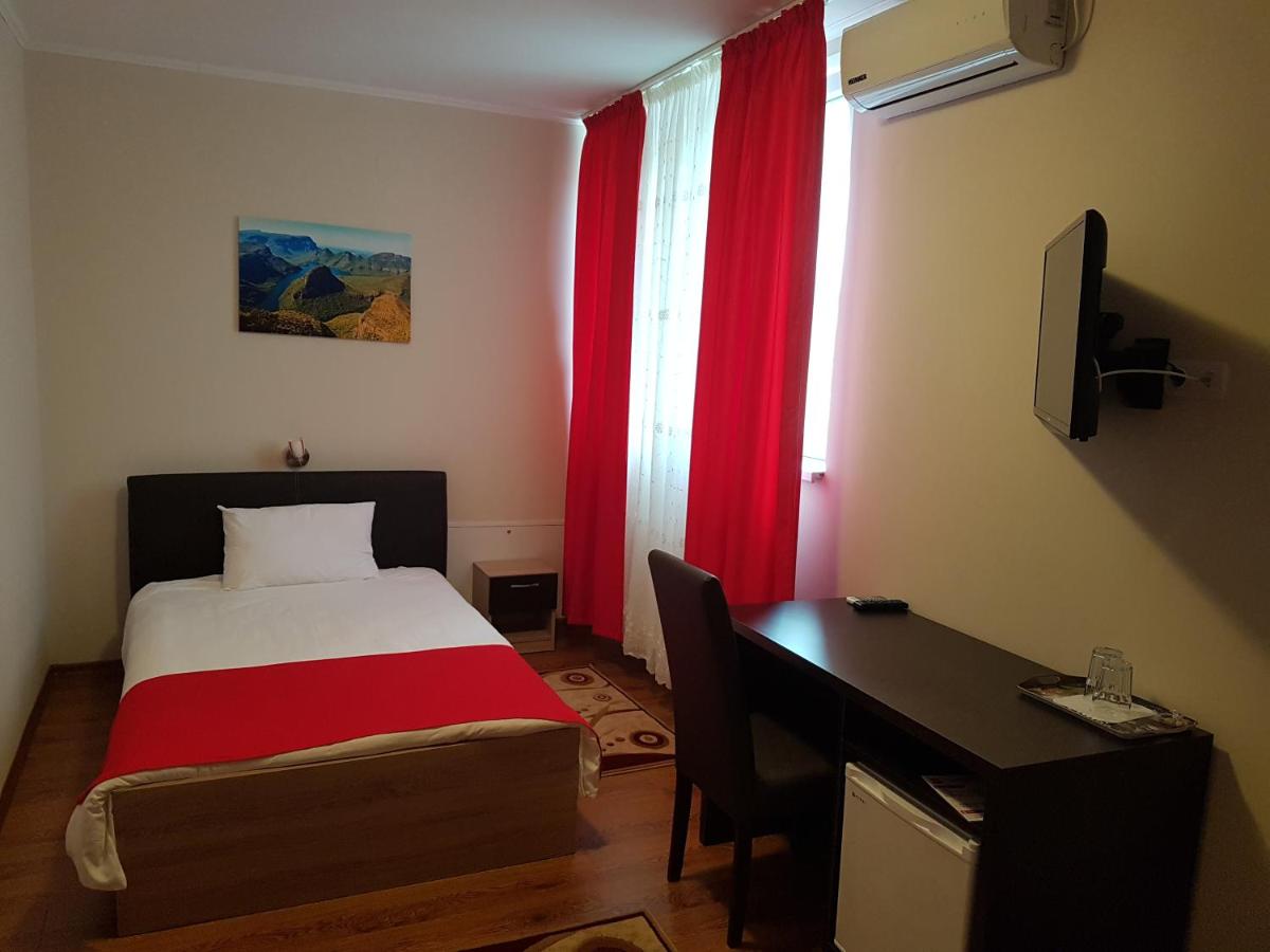 Hotel New