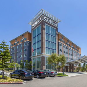 Hotel Cambria Hotel Lax cazare El Segundo