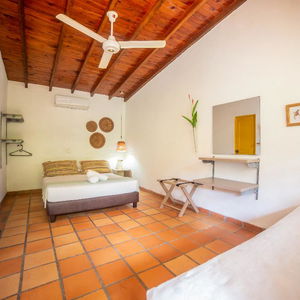 Hotel Los Colores Ecoparque cazare Medellin