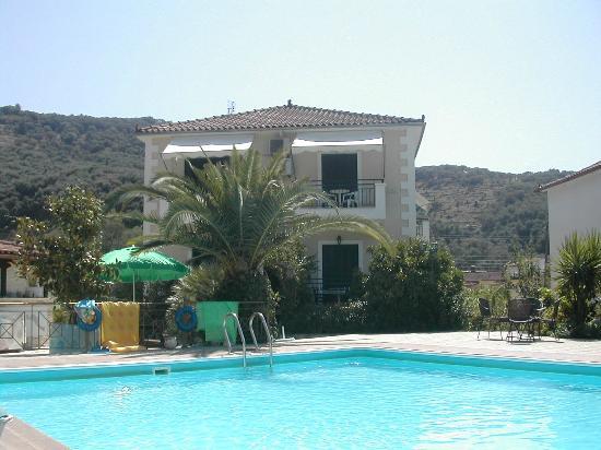Hotel Harmony Resort