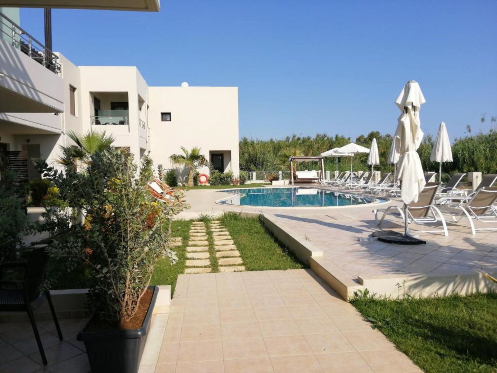 dal travel CARISA SUITES and APARTMENTS