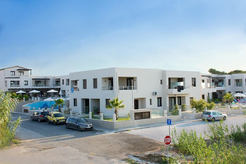 dal travel CARISA SUITES and APARTMENTS