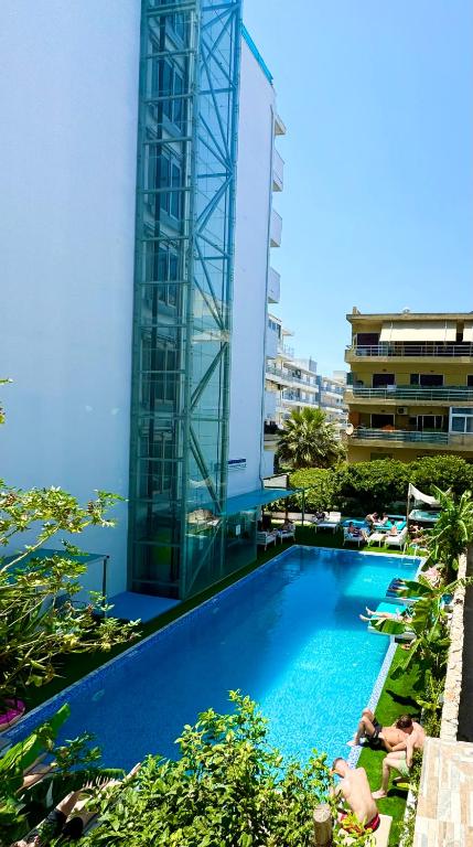 dal travel Parthenon Hotel