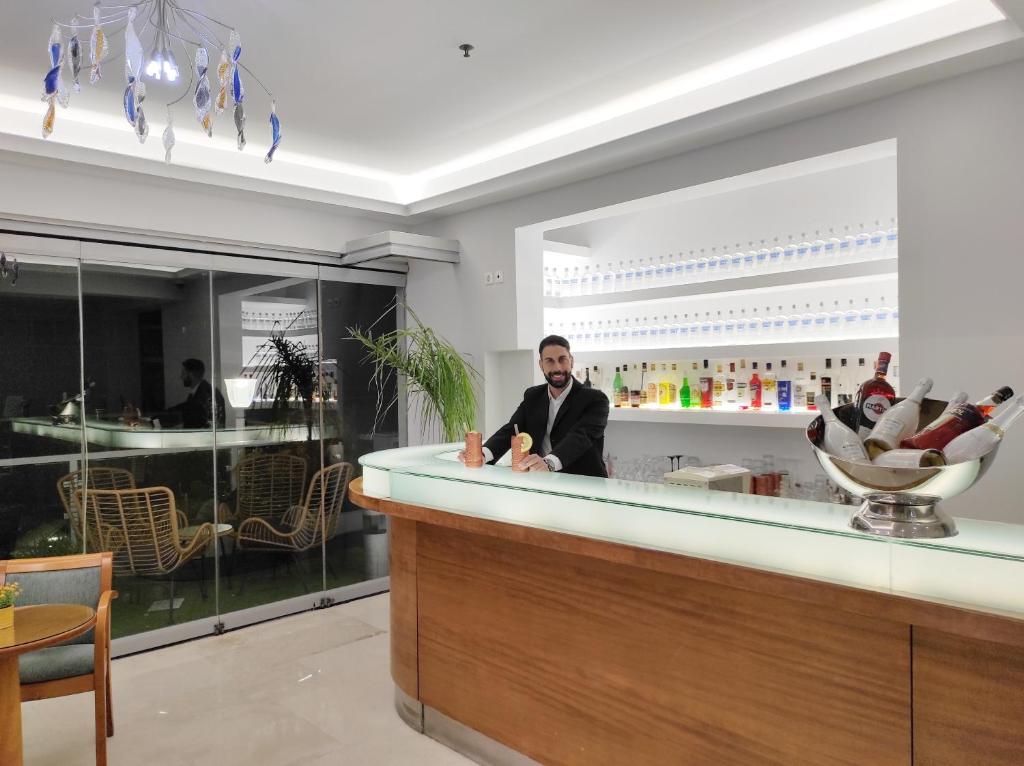 dal travel Parthenon Hotel