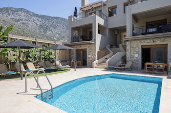 Hotel Pantheon Villas & Suites