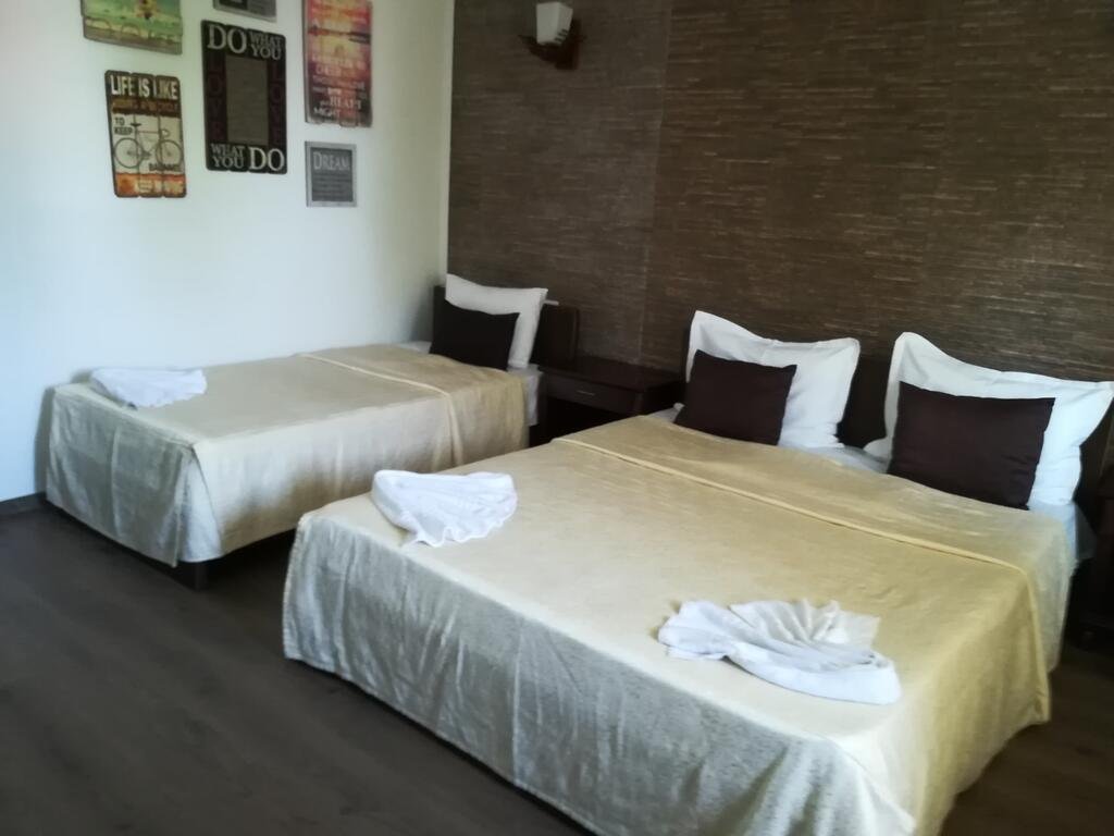 Hostel Perla