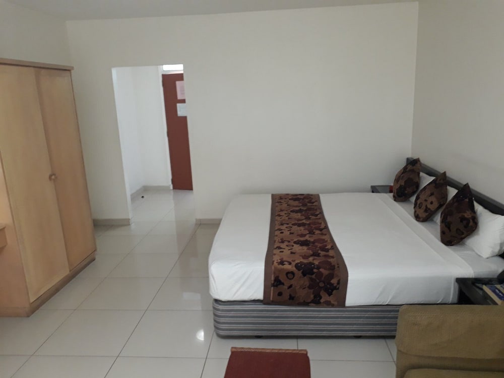 Hotel Trans International Hotel