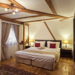 Hotel Drachenhaus cazare Brasov