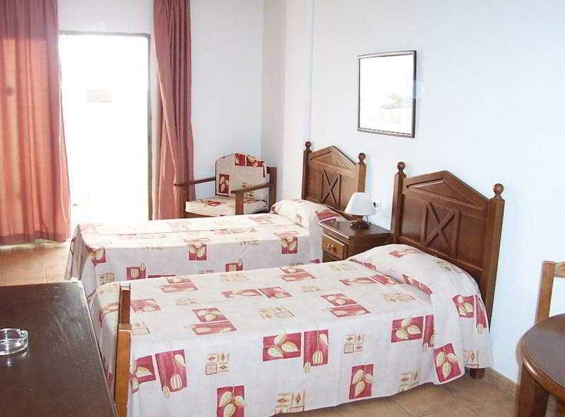 Hotel Apartamentos Parque Cattleya