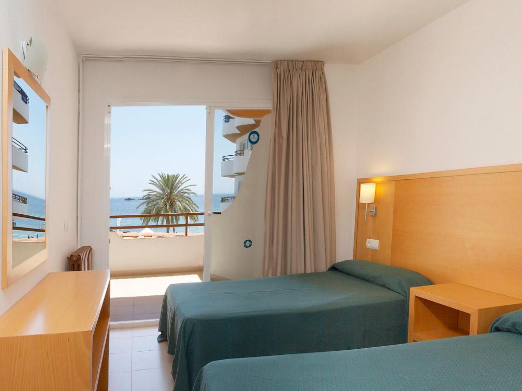 Apartamentos Mar Y Playa