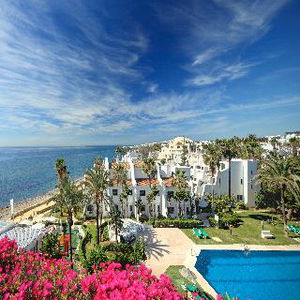 Hotel Coral Beach Aparthotel cazare Marbella